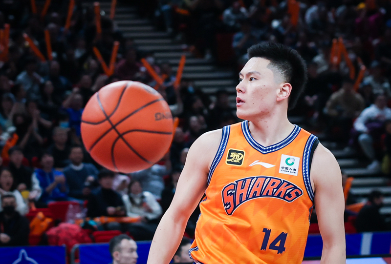 关于上海男篮全队合力,以胜利回应质疑的信息 关于上海男篮全队合力,以胜利回应质疑的信息