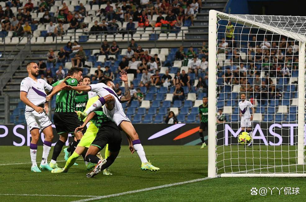 包含萨索洛球员受伤离场，对球队影响较大的词条