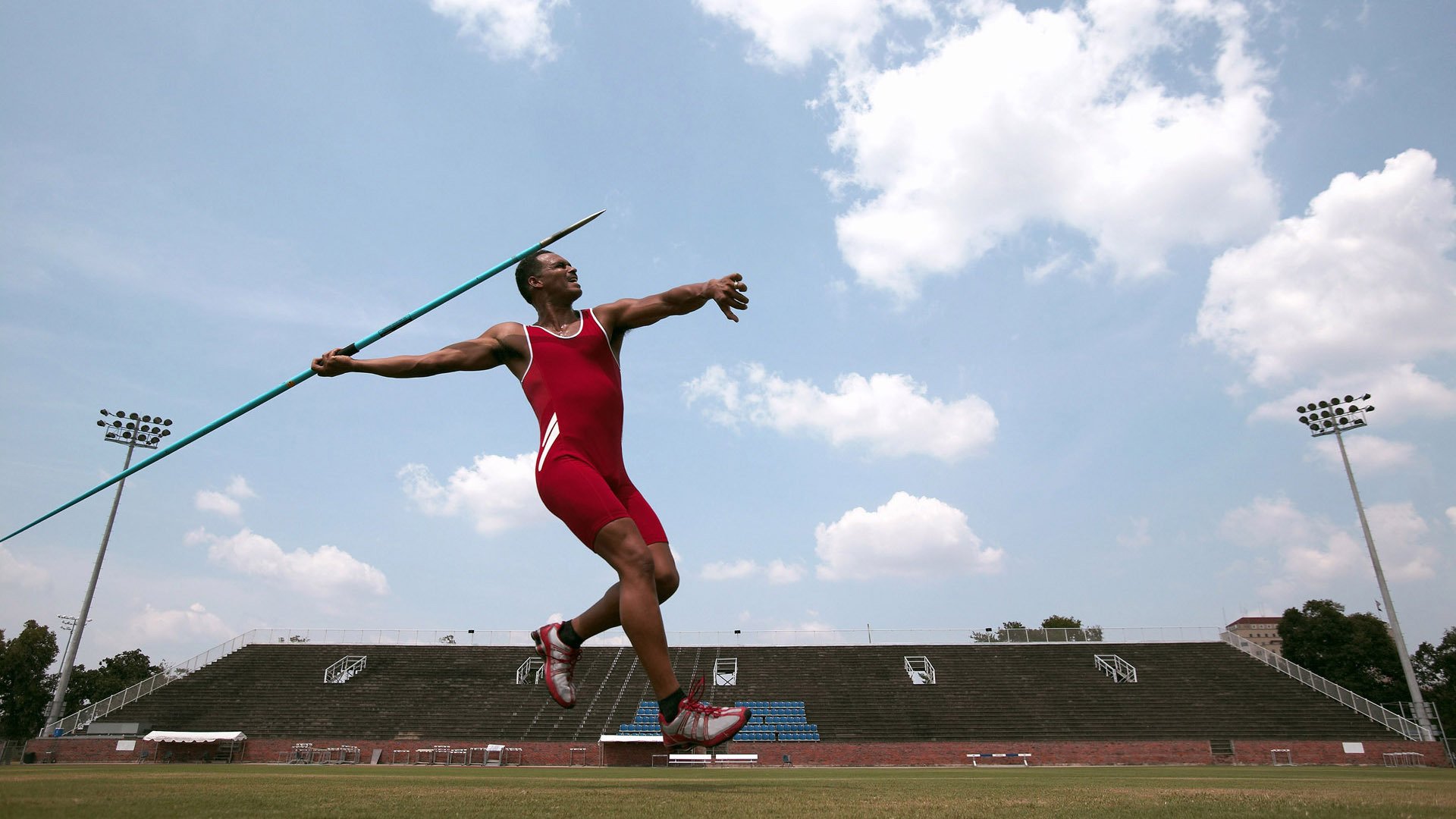魔术单节拉开尼克斯，约基奇成为关键先生