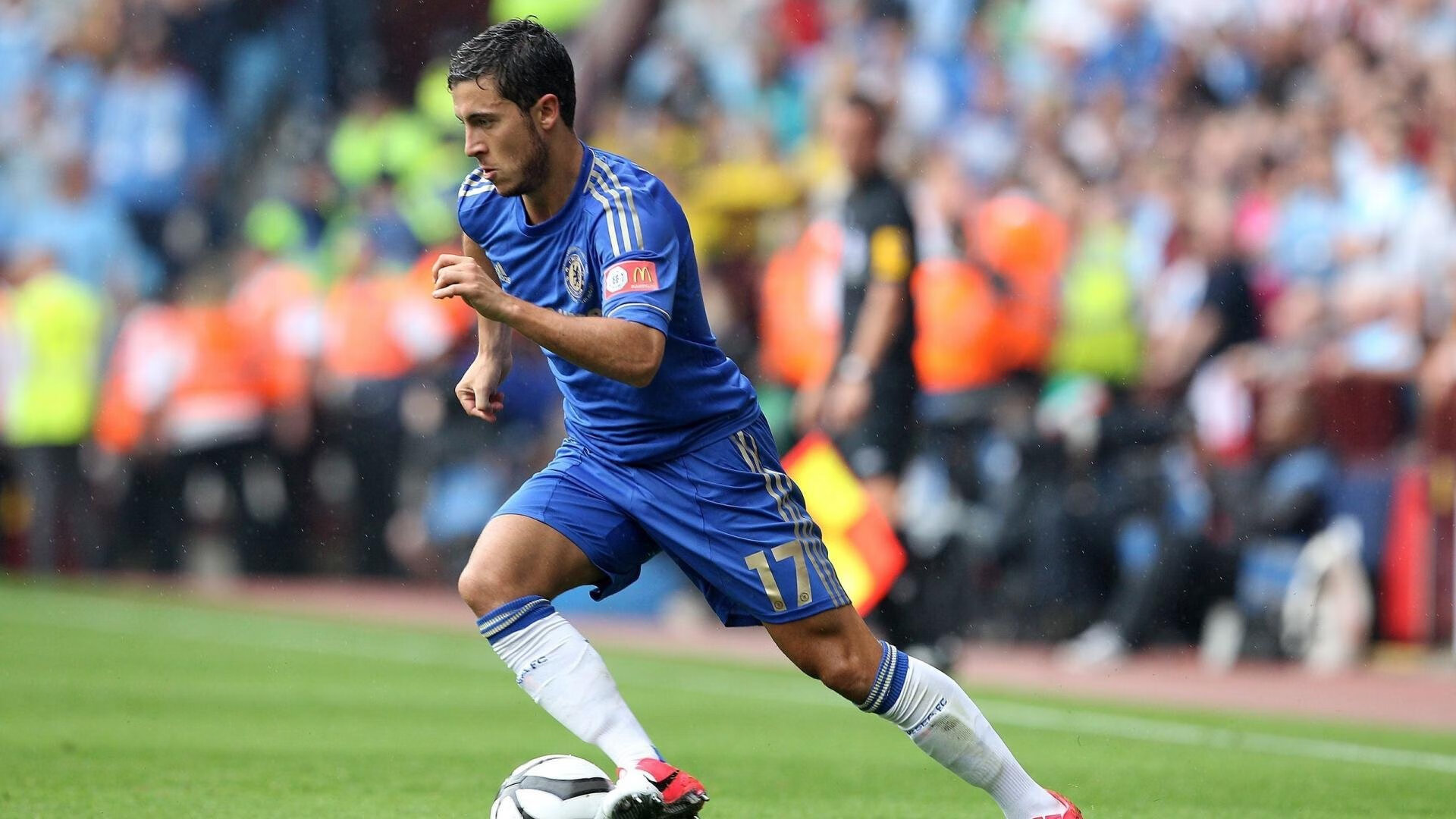 从安菲尔德到总决赛，法比尼奥的拉满之夜如何诠释跨界竞技精神